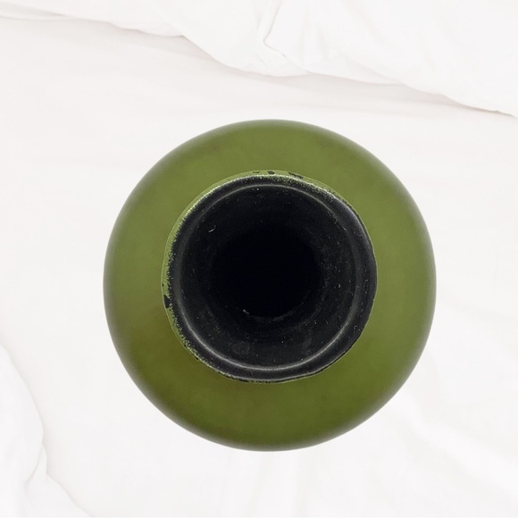 Vintage Mid Century Modern Avocado Green Royal Haeger Vase - Picture 6 of 8